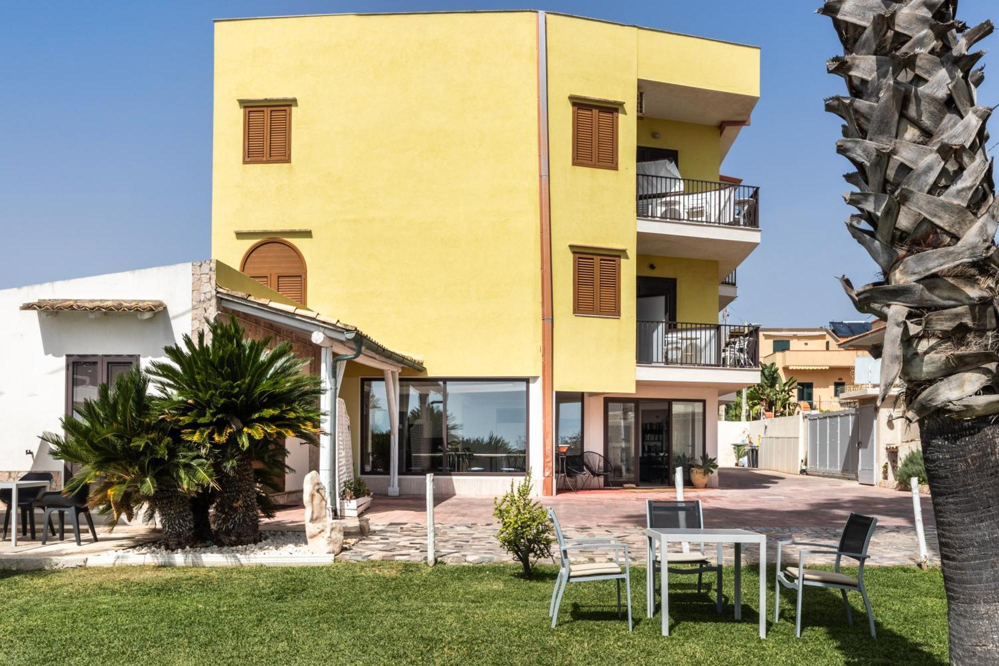 La Terrazza Sul Mare Bed & Breakfast Avola