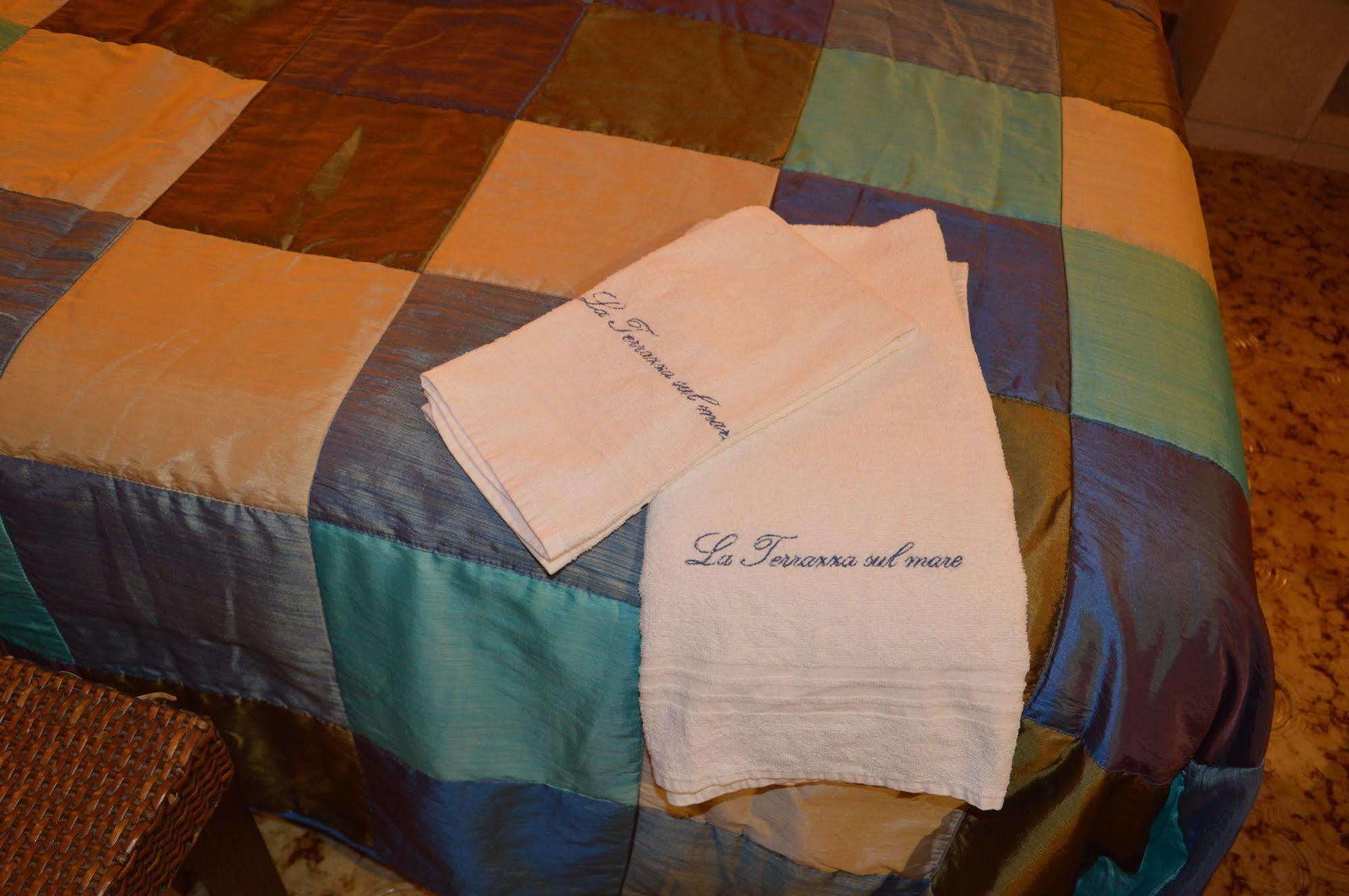 Bed & Breakfast La Terrazza Sul Mare 3*