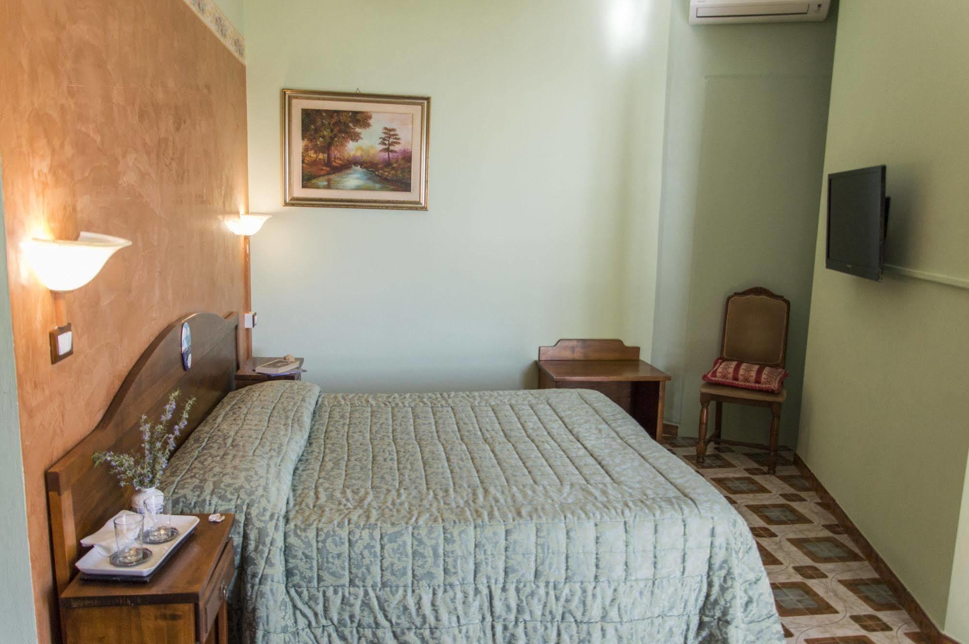 La Terrazza Sul Mare Bed & Breakfast 3*